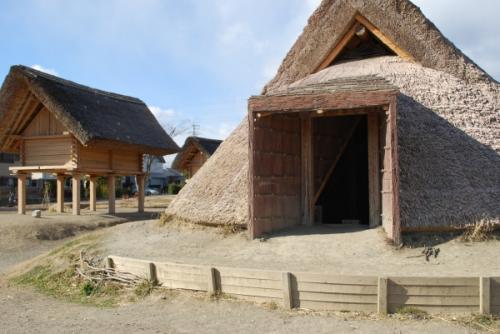 弥生時代の暮らしを体験しよう!「登呂遺博物館」