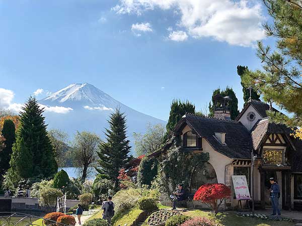河口湖 音楽と森の美術館